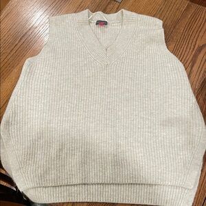 Vince Camuto Women's V-Neck Sweater - Cream